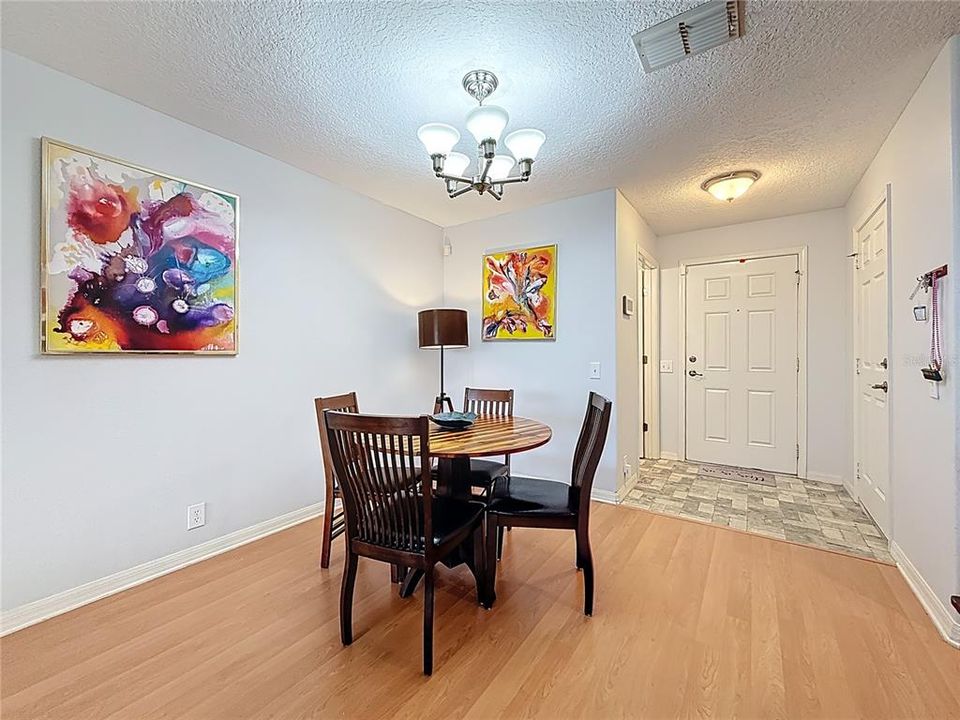 For Sale: $365,000 (3 beds, 2 baths, 1473 Square Feet)