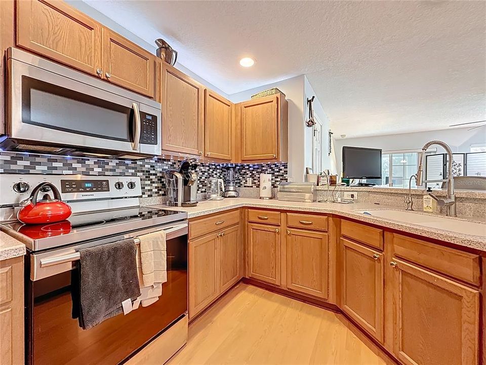 For Sale: $365,000 (3 beds, 2 baths, 1473 Square Feet)