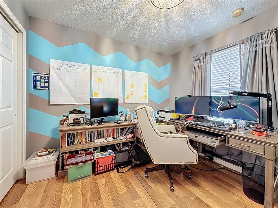 For Sale: $365,000 (3 beds, 2 baths, 1473 Square Feet)