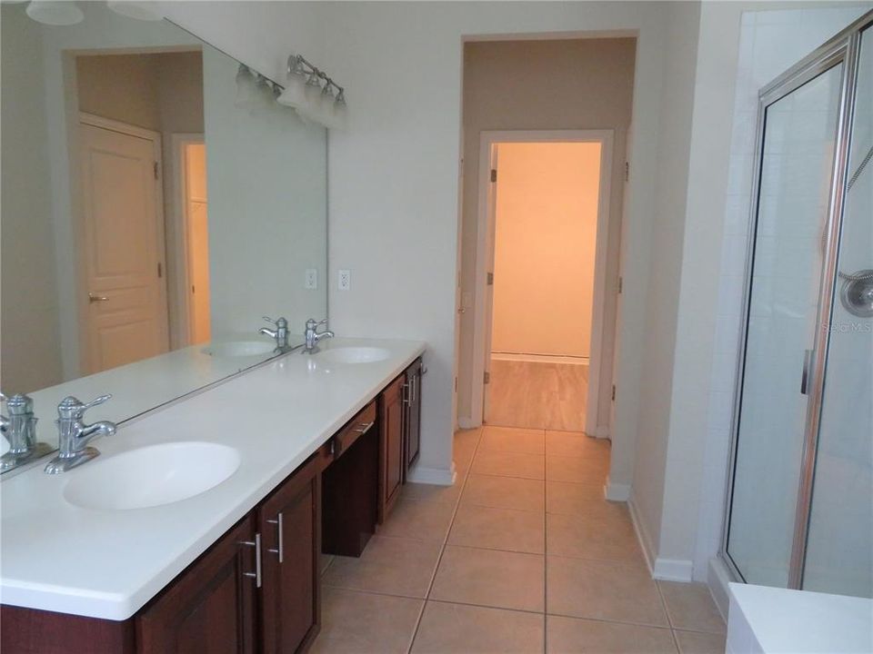 В аренду: $3,095 (4 спален, 3 ванн, 2745 Квадратных фут)