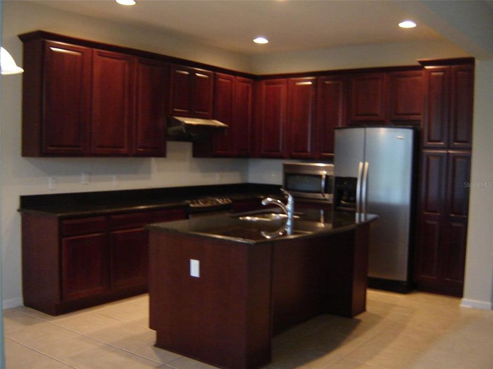 В аренду: $3,095 (4 спален, 3 ванн, 2745 Квадратных фут)