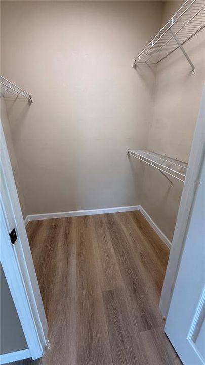 Active With Contract: $139,000 (2 beds, 2 baths, 1175 Square Feet)