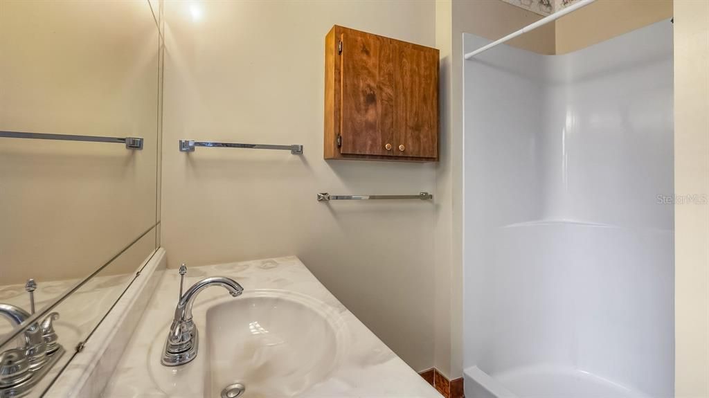 En Venta: $245,000 (3 camas, 2 baños, 1048 Pies cuadrados)