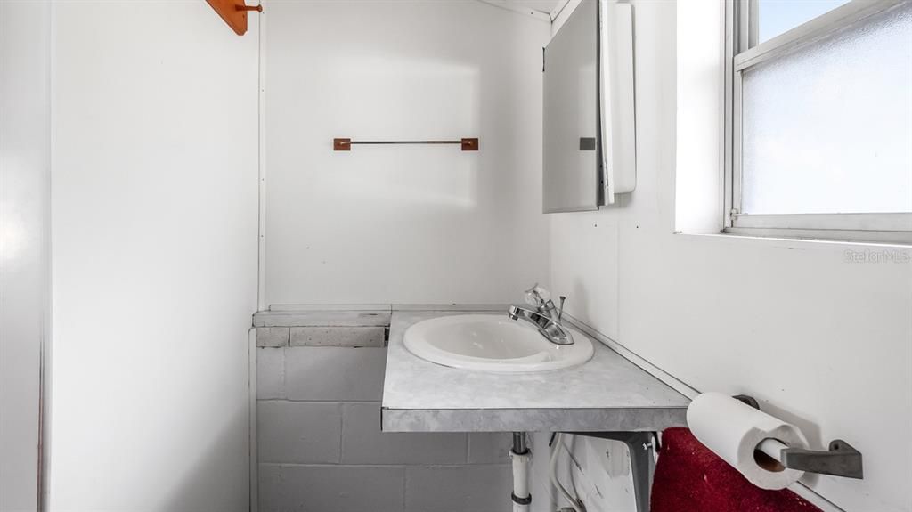 En Venta: $245,000 (3 camas, 2 baños, 1048 Pies cuadrados)