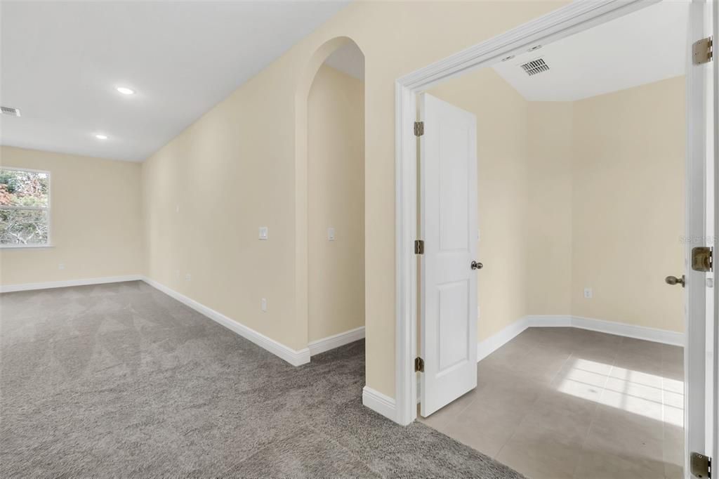 En Venta: $265,000 (3 camas, 2 baños, 1702 Pies cuadrados)