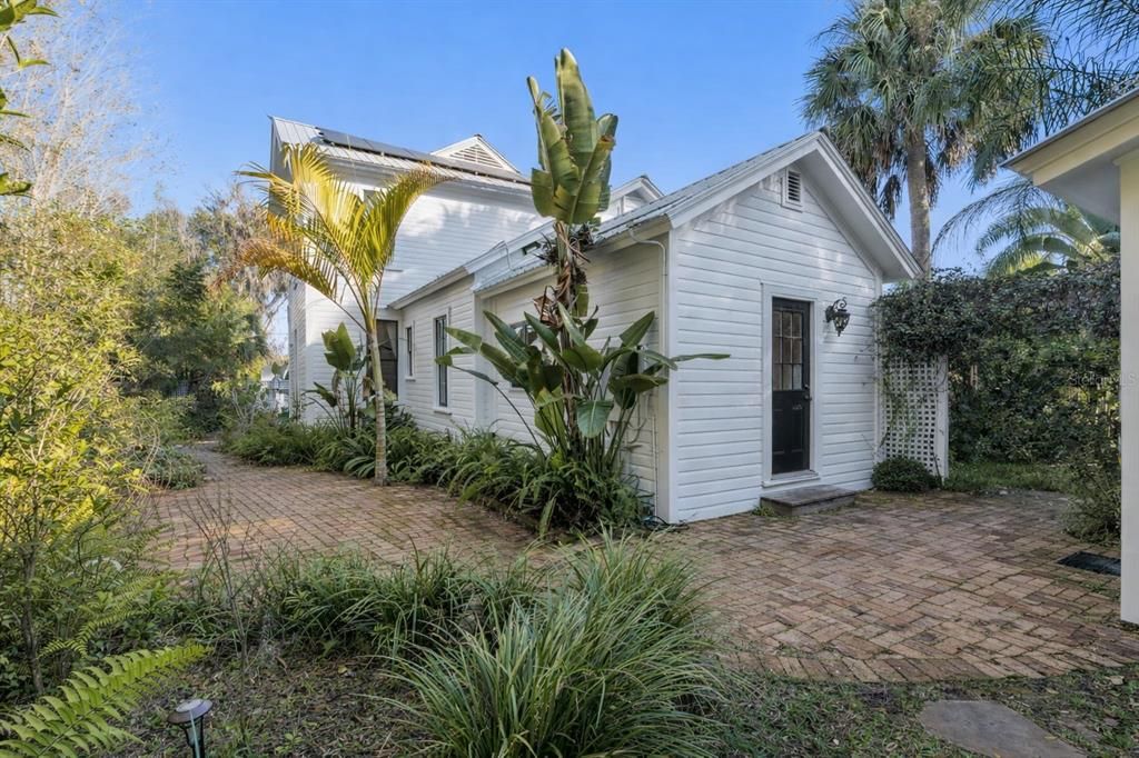 En Venta: $750,000 (5 camas, 2 baños, 2771 Pies cuadrados)