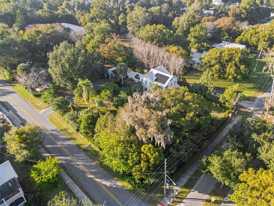 En Venta: $750,000 (5 camas, 2 baños, 2771 Pies cuadrados)