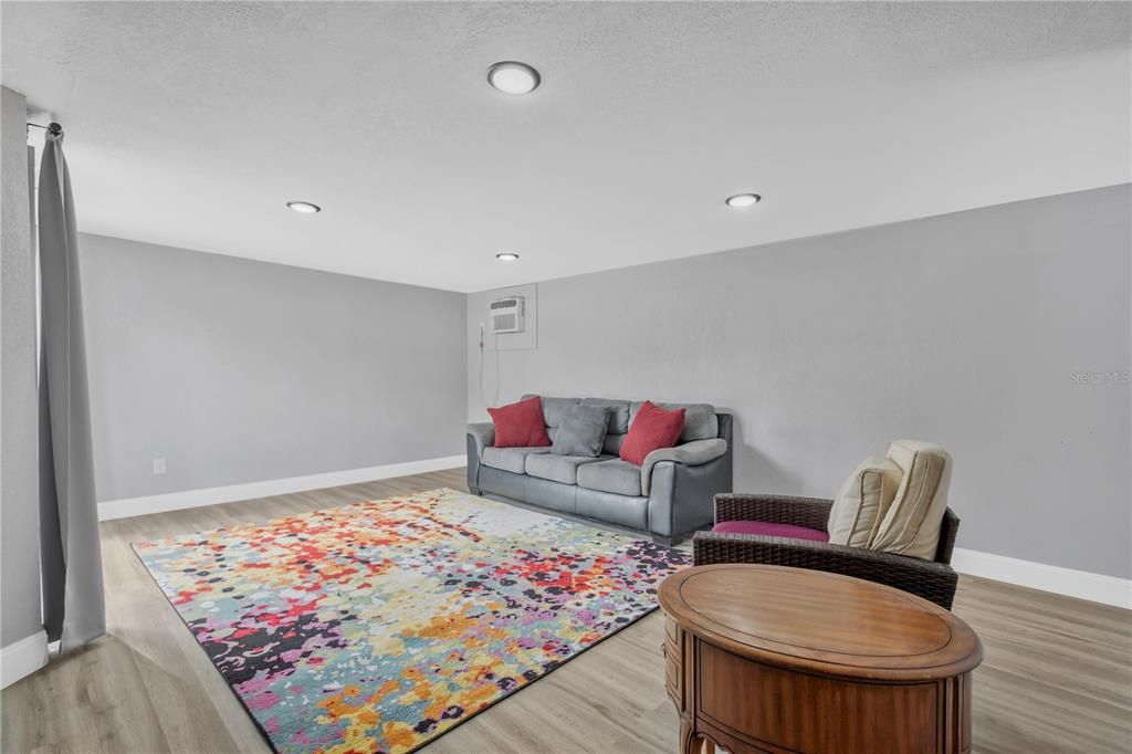 En Venta: $389,000 (3 camas, 2 baños, 1394 Pies cuadrados)