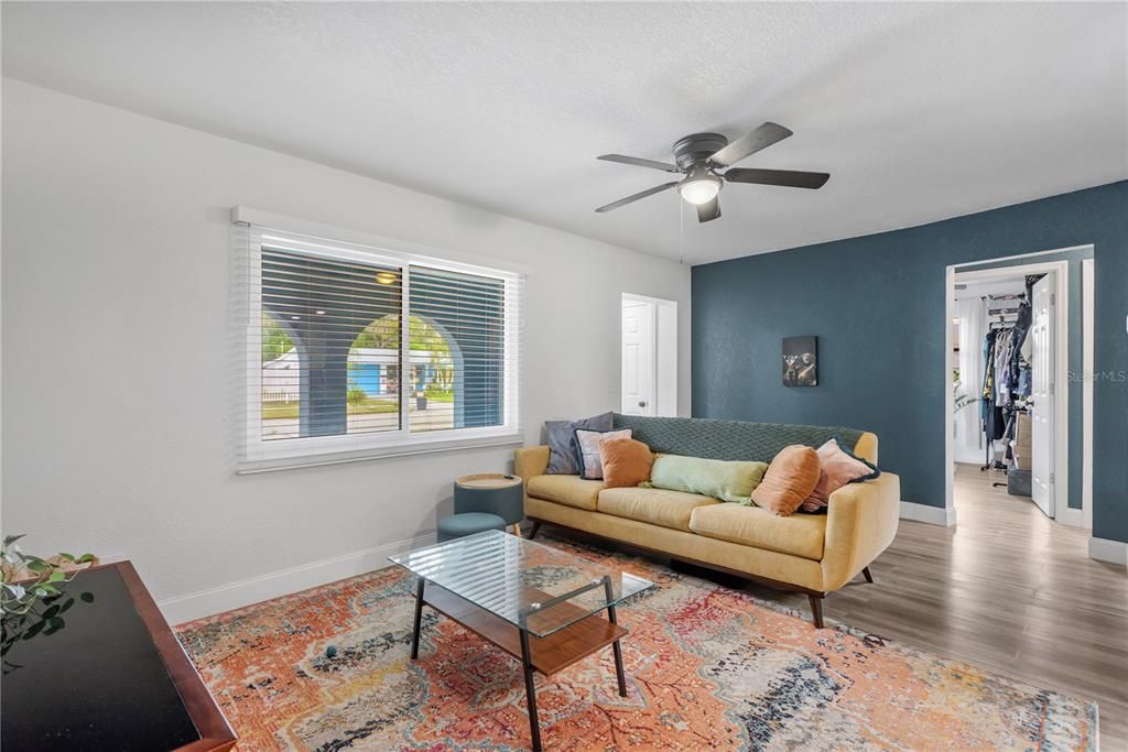 En Venta: $389,000 (3 camas, 2 baños, 1394 Pies cuadrados)