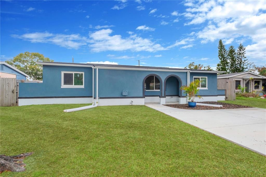 En Venta: $389,000 (3 camas, 2 baños, 1394 Pies cuadrados)