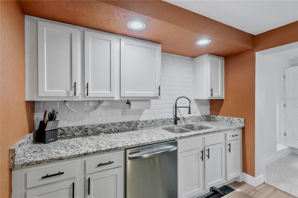 En Venta: $389,000 (3 camas, 2 baños, 1394 Pies cuadrados)