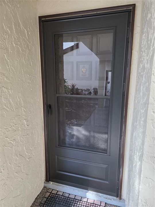 For Sale: $119,850 (1 beds, 1 baths, 682 Square Feet)