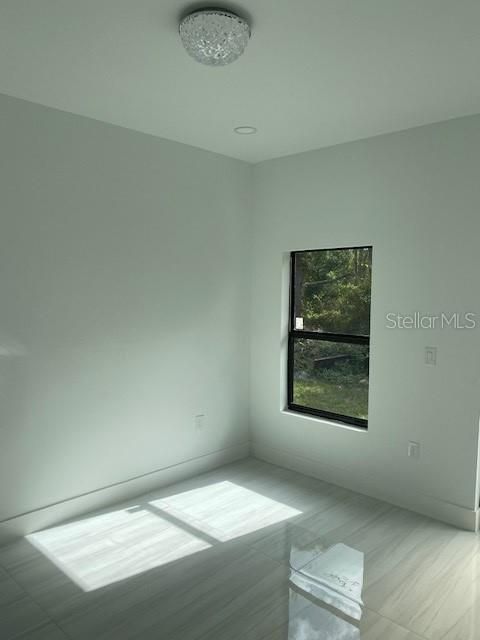 На продажу: $265,000 (3 спален, 2 ванн, 1184 Квадратных фут)