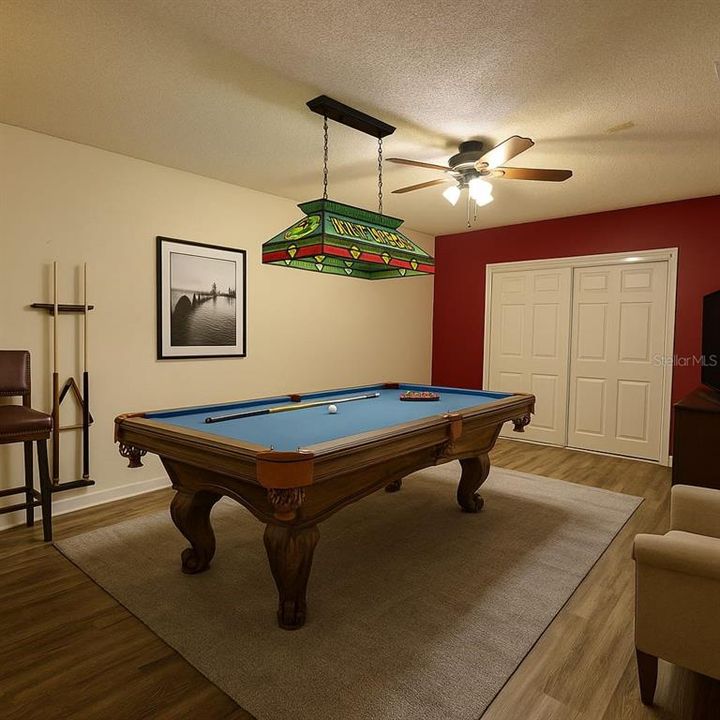 На продажу: $297,500 (3 спален, 2 ванн, 1681 Квадратных фут)