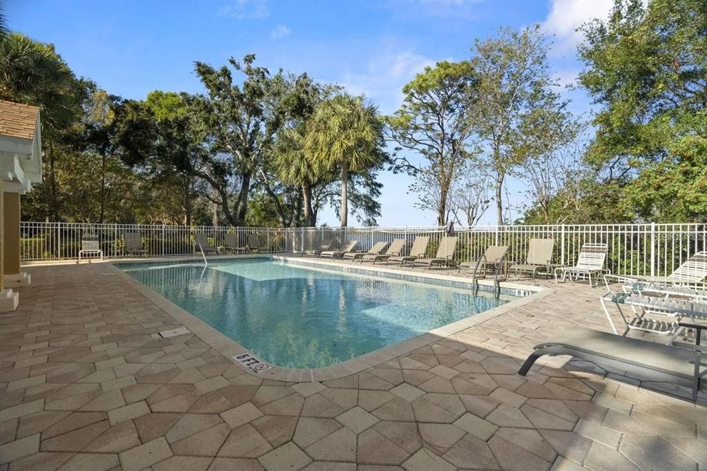 待售: $375,000 (3 贝兹, 2 浴室, 1590 平方英尺)