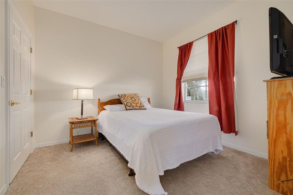 待售: $375,000 (3 贝兹, 2 浴室, 1590 平方英尺)