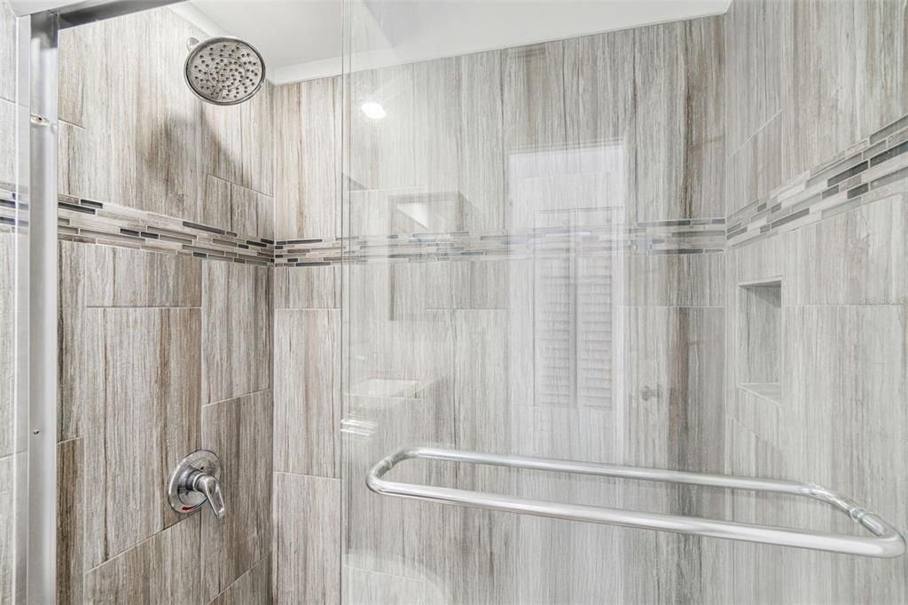 For Sale: $179,900 (1 beds, 1 baths, 600 Square Feet)