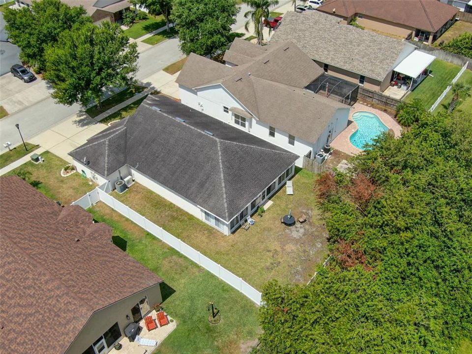 For Rent: $2,700 (3 beds, 2 baths, 2241 Square Feet)