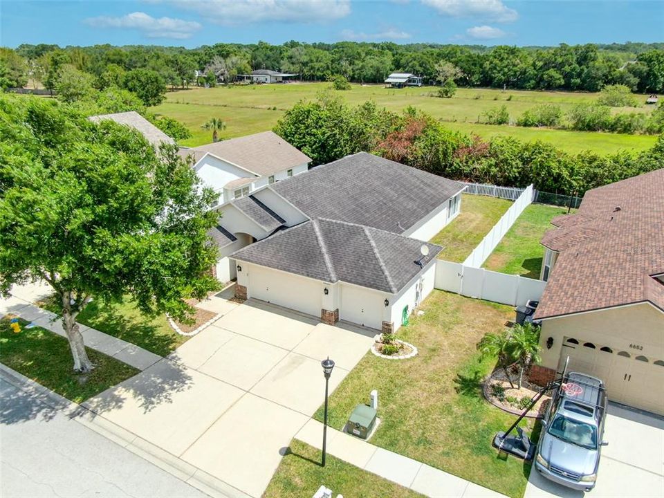 For Rent: $2,700 (3 beds, 2 baths, 2241 Square Feet)