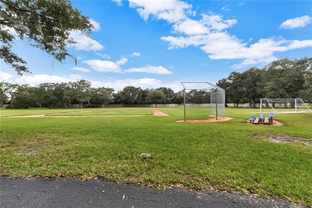 For Rent: $2,700 (3 beds, 2 baths, 2241 Square Feet)