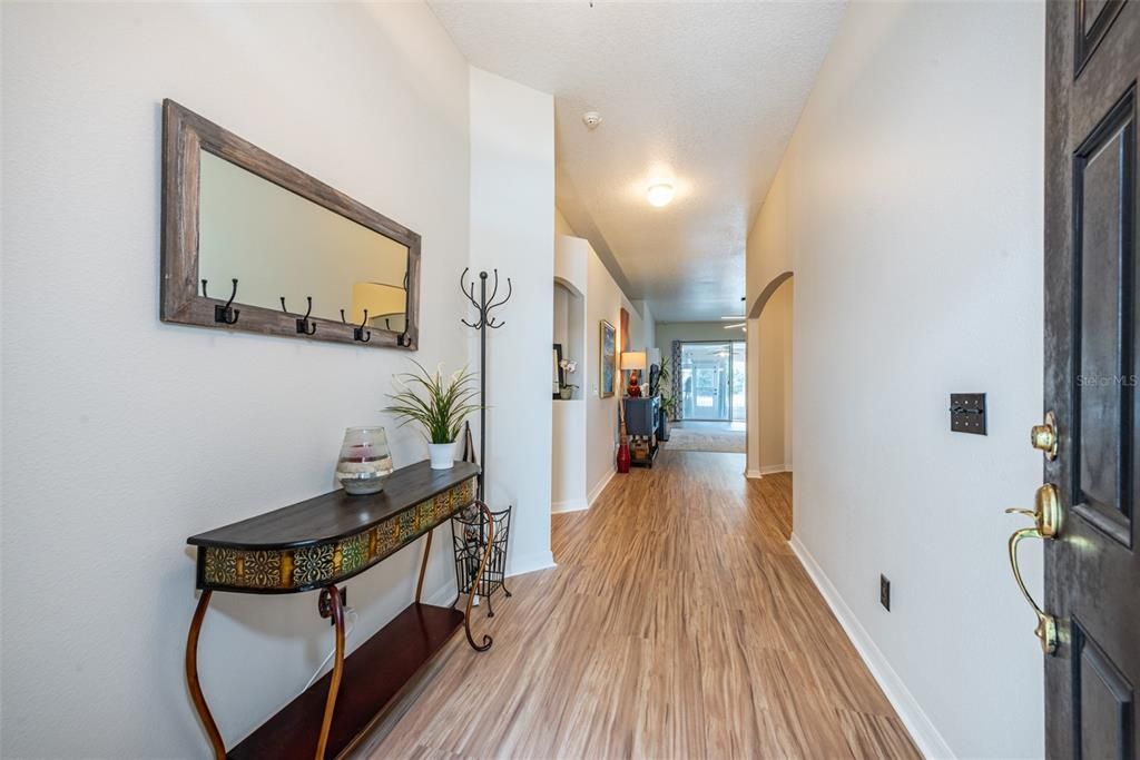 For Rent: $2,700 (3 beds, 2 baths, 2241 Square Feet)