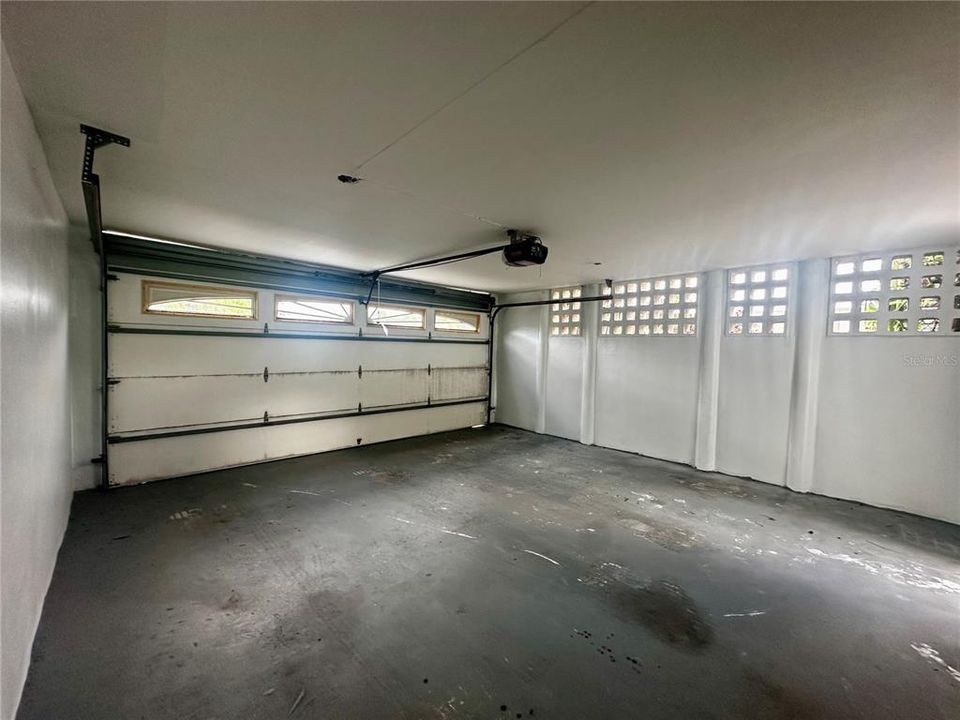 На продажу: $469,000 (4 спален, 2 ванн, 1650 Квадратных фут)