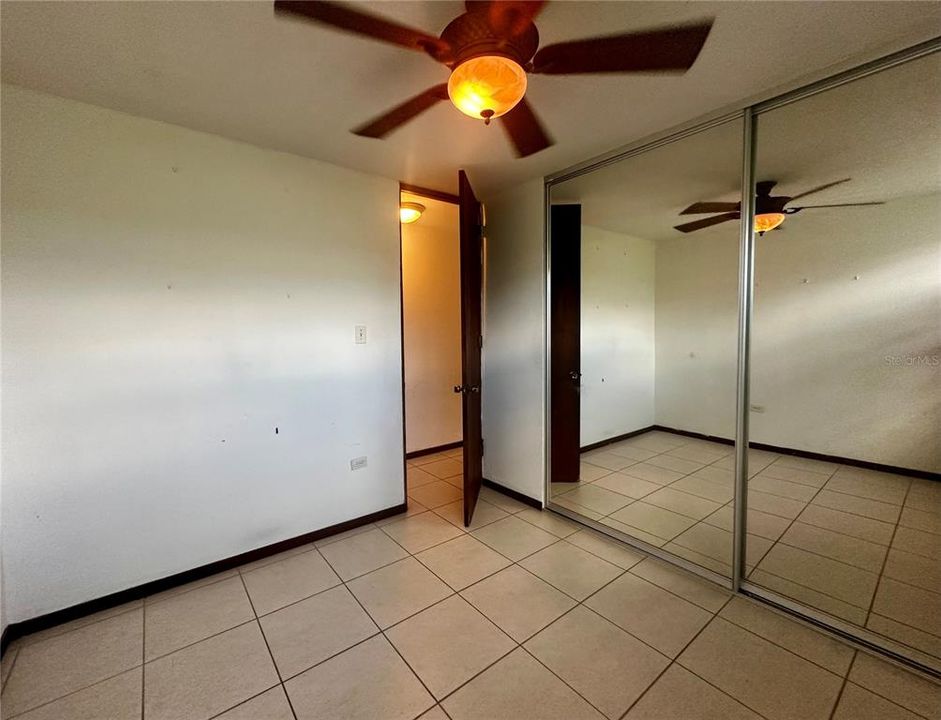 На продажу: $469,000 (4 спален, 2 ванн, 1650 Квадратных фут)