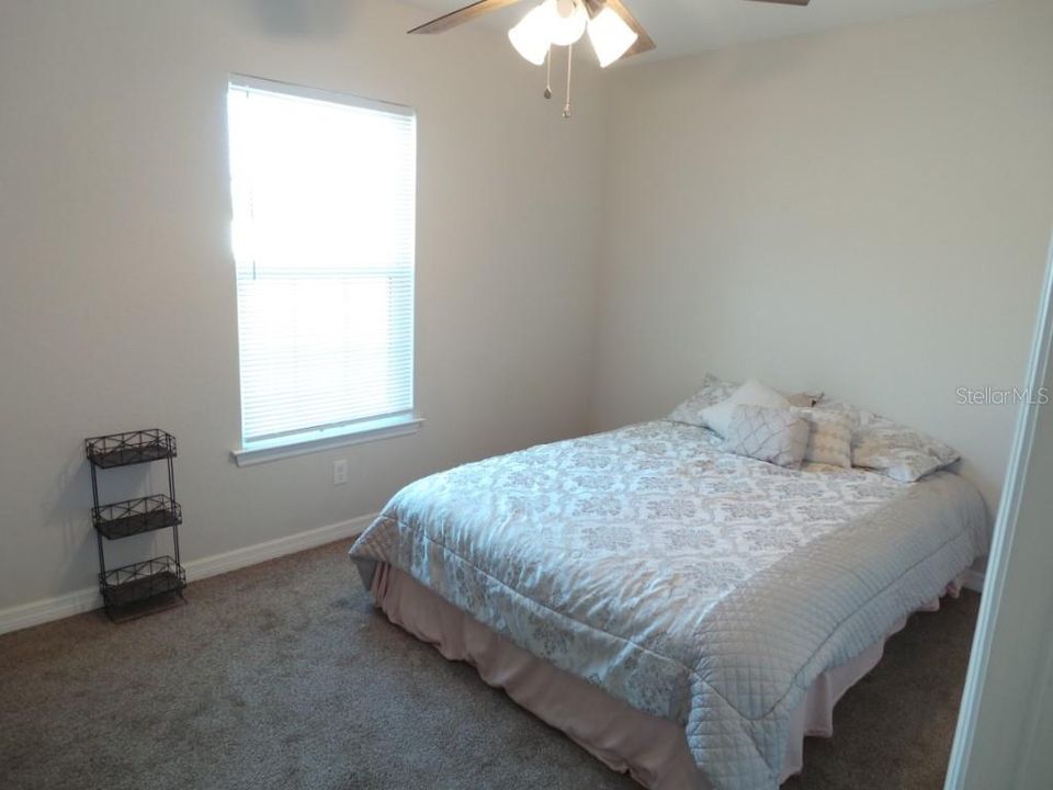 На продажу: $255,000 (3 спален, 2 ванн, 1351 Квадратных фут)