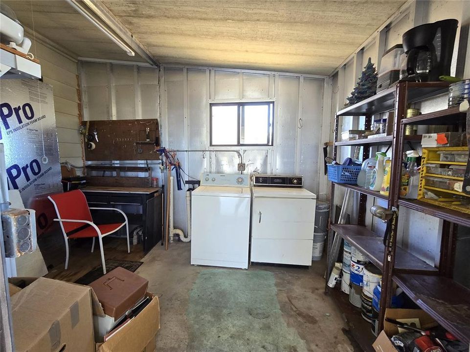 For Sale: $119,900 (2 beds, 2 baths, 1256 Square Feet)