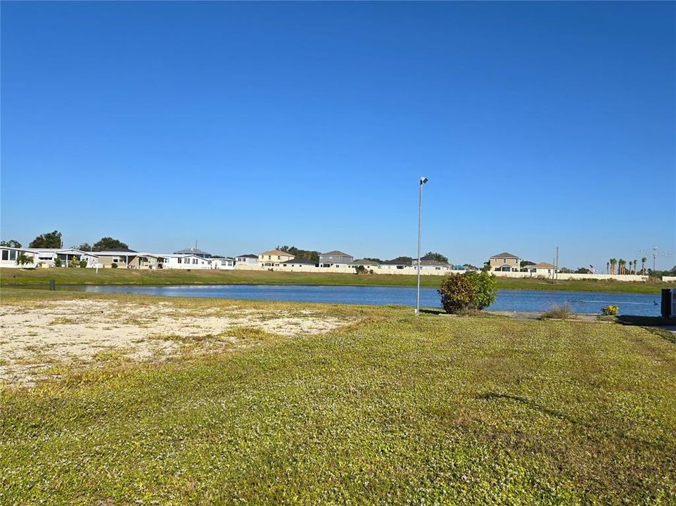 Под контрактом: $119,900 (2 спален, 2 ванн, 1256 Квадратных фут)