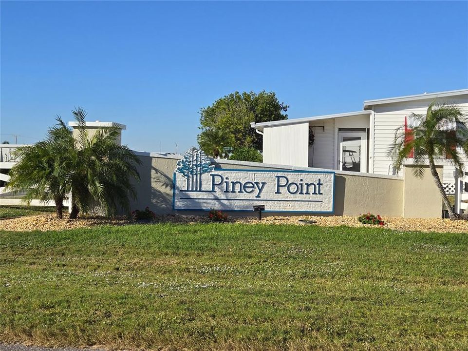 For Sale: $119,900 (2 beds, 2 baths, 1256 Square Feet)