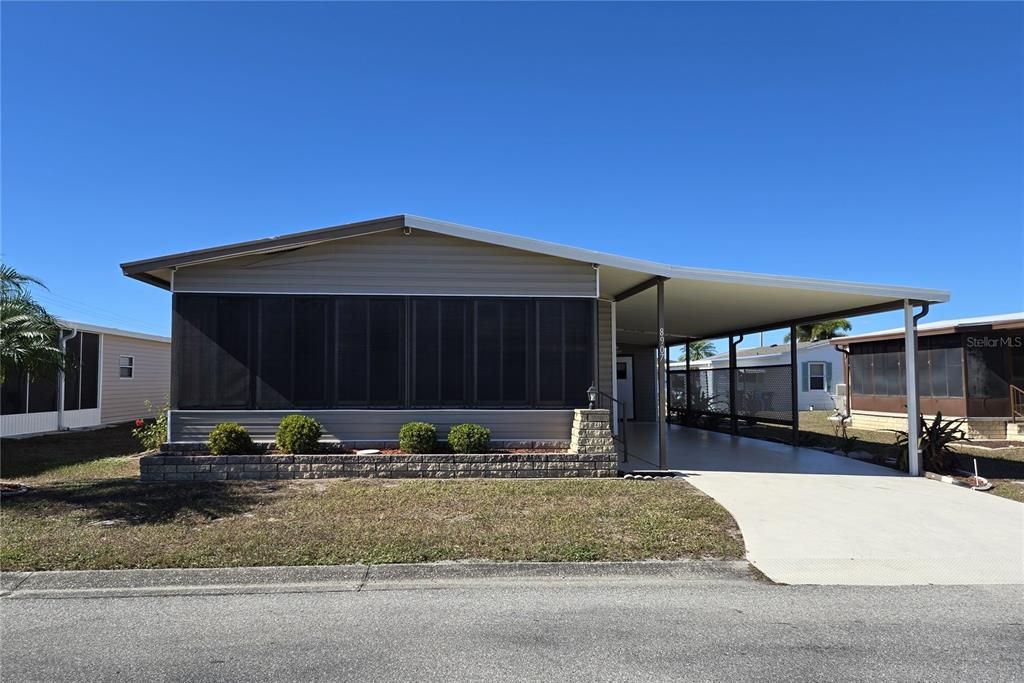 For Sale: $119,900 (2 beds, 2 baths, 1256 Square Feet)