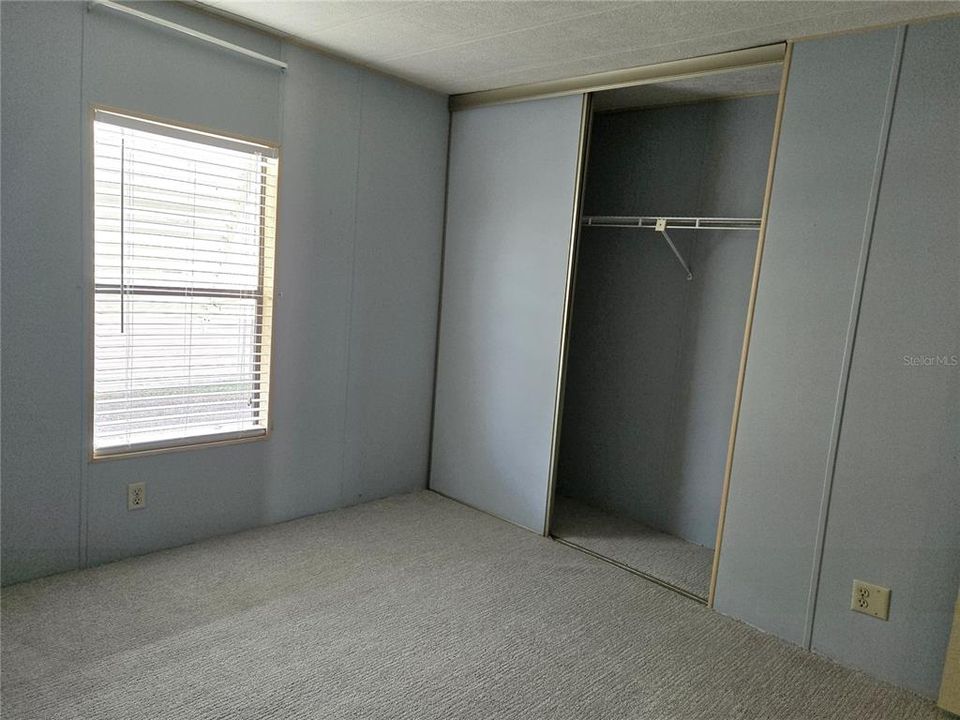 For Sale: $119,900 (2 beds, 2 baths, 1256 Square Feet)