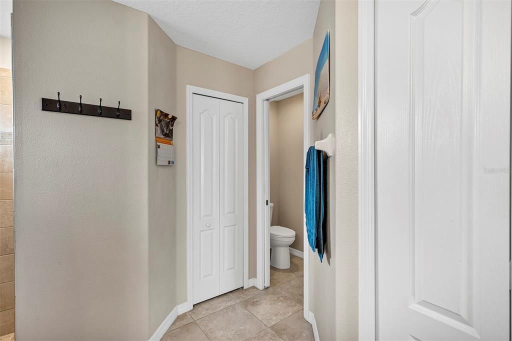 For Sale: $350,000 (3 beds, 2 baths, 1725 Square Feet)