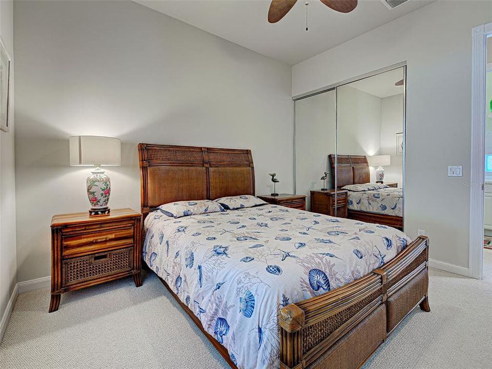 На продажу: $649,000 (4 спален, 4 ванн, 2516 Квадратных фут)