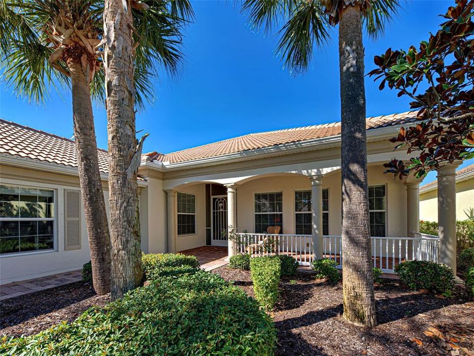 На продажу: $649,000 (4 спален, 4 ванн, 2516 Квадратных фут)