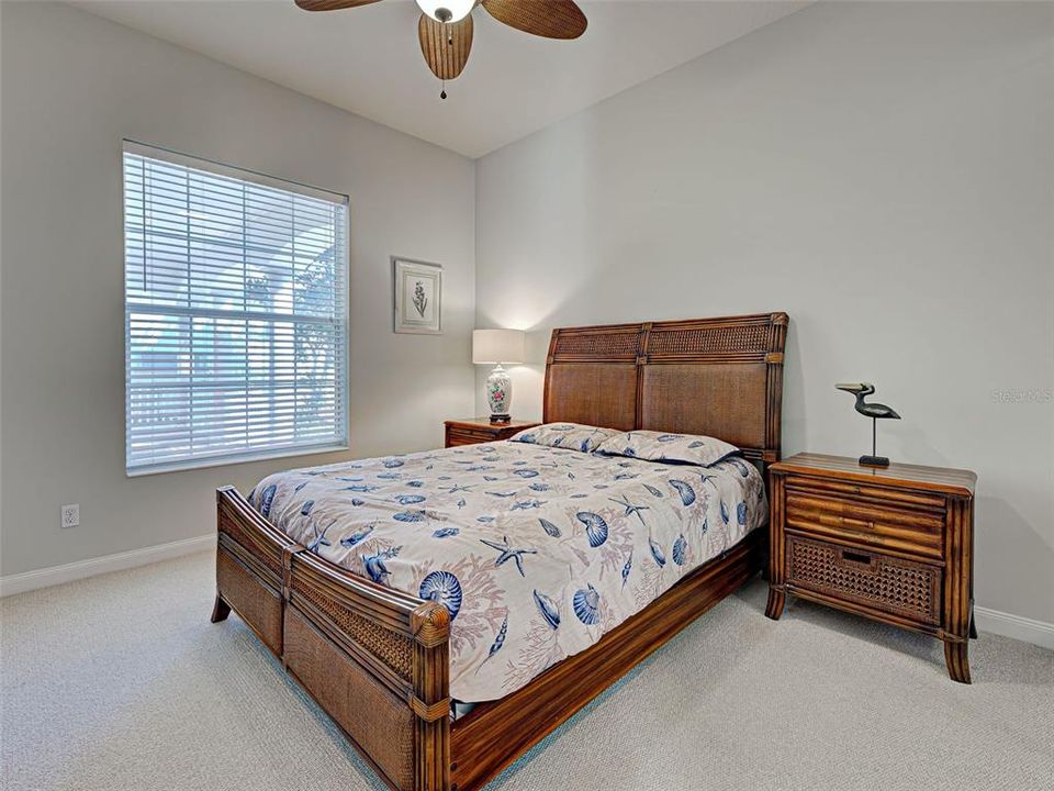 На продажу: $649,000 (4 спален, 4 ванн, 2516 Квадратных фут)