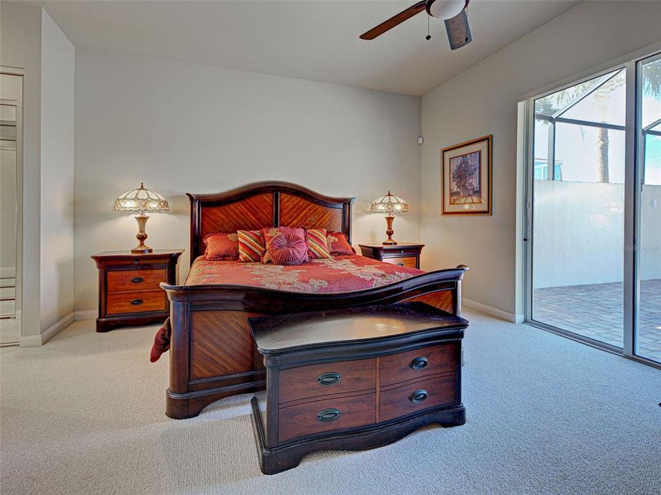 На продажу: $649,000 (4 спален, 4 ванн, 2516 Квадратных фут)