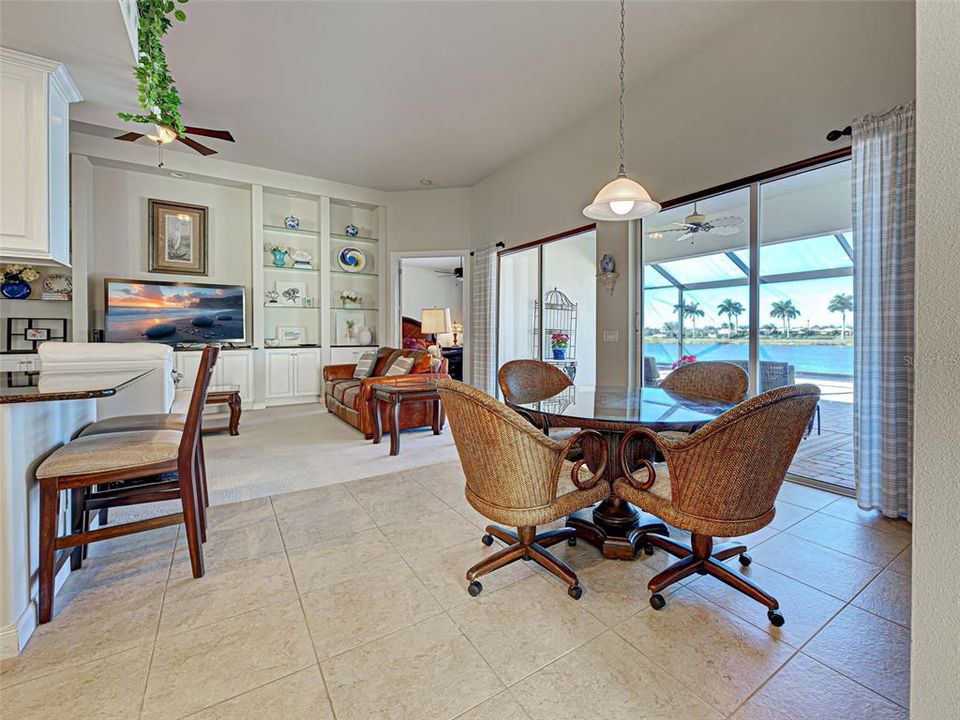 На продажу: $649,000 (4 спален, 4 ванн, 2516 Квадратных фут)