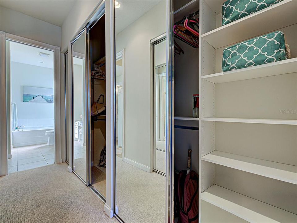 На продажу: $649,000 (4 спален, 4 ванн, 2516 Квадратных фут)