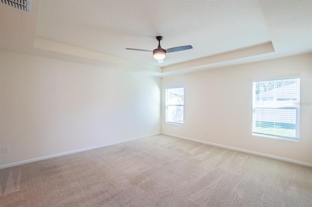 For Sale: $434,900 (3 beds, 3 baths, 2363 Square Feet)