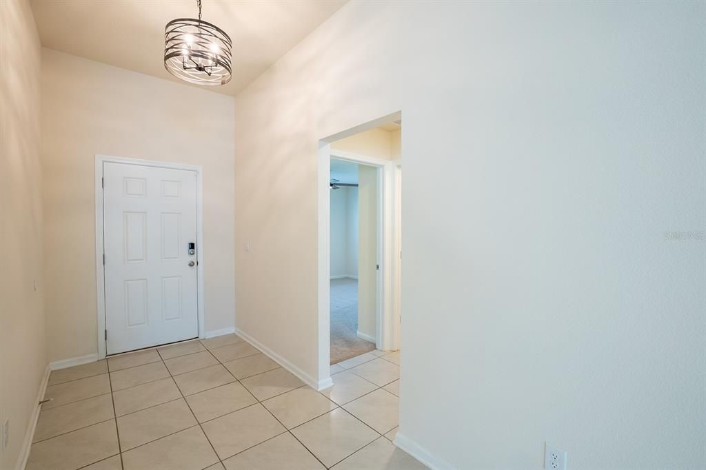 For Sale: $434,900 (3 beds, 3 baths, 2363 Square Feet)