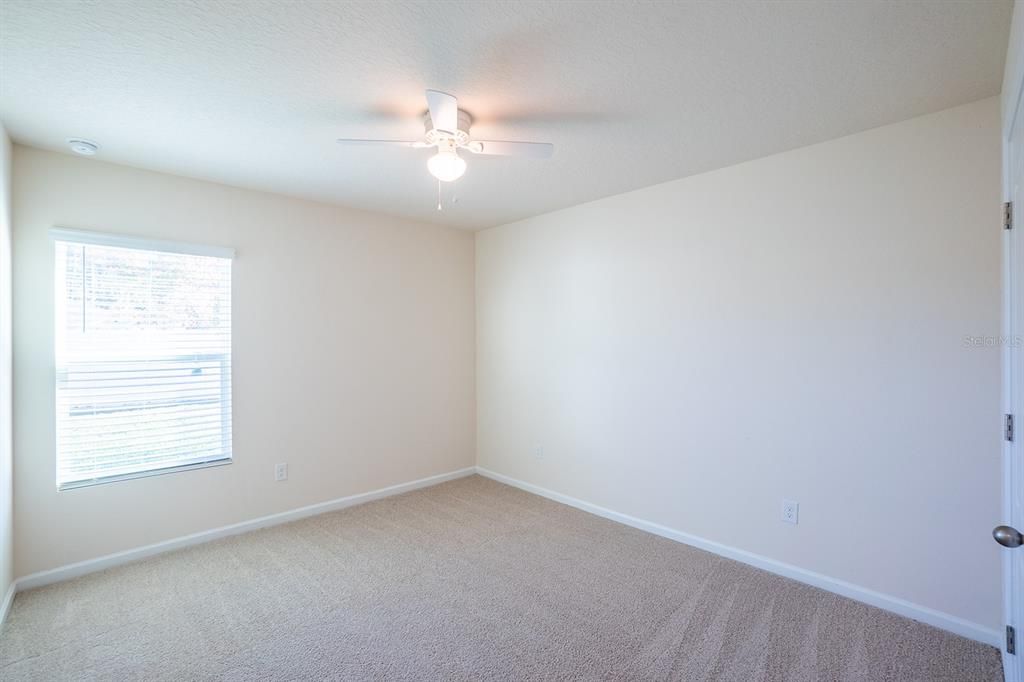 For Sale: $434,900 (3 beds, 3 baths, 2363 Square Feet)