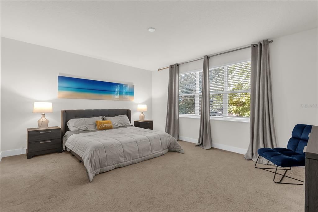 For Sale: $387,500 (3 beds, 3 baths, 1852 Square Feet)