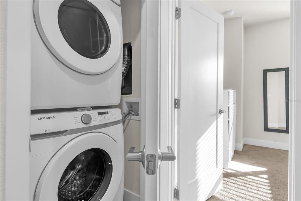 For Sale: $387,500 (3 beds, 3 baths, 1852 Square Feet)