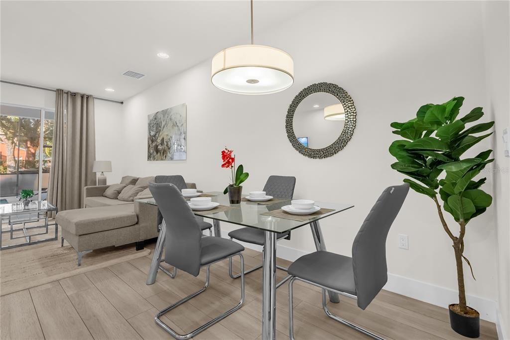 For Sale: $387,500 (3 beds, 3 baths, 1852 Square Feet)