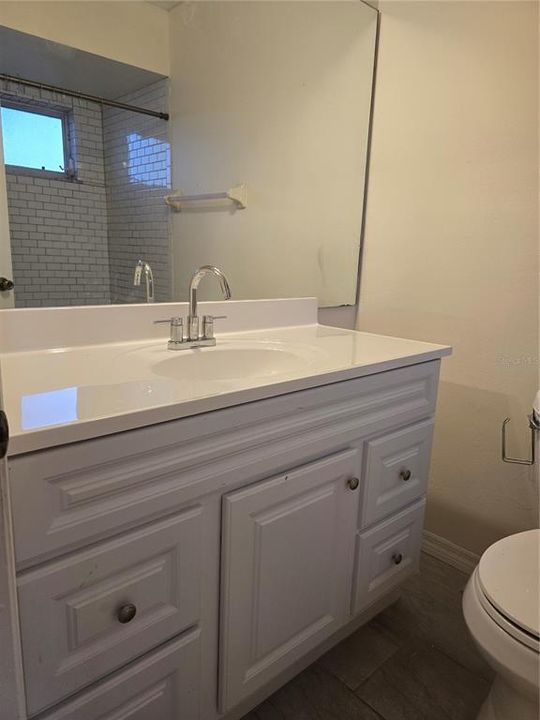 待售: $229,900 (2 贝兹, 2 浴室, 952 平方英尺)