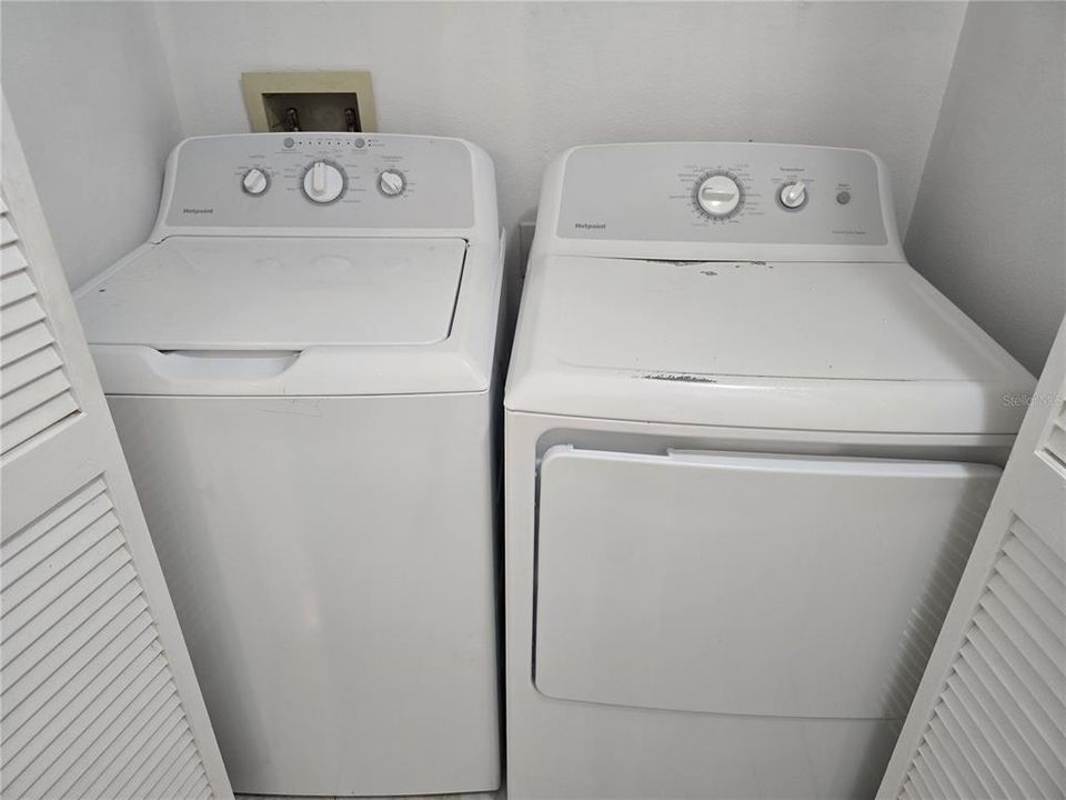 待售: $229,900 (2 贝兹, 2 浴室, 952 平方英尺)