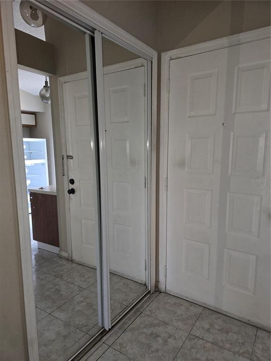 待售: $229,900 (2 贝兹, 2 浴室, 952 平方英尺)