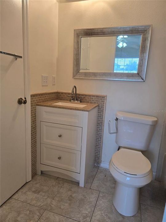 待售: $229,900 (2 贝兹, 2 浴室, 952 平方英尺)